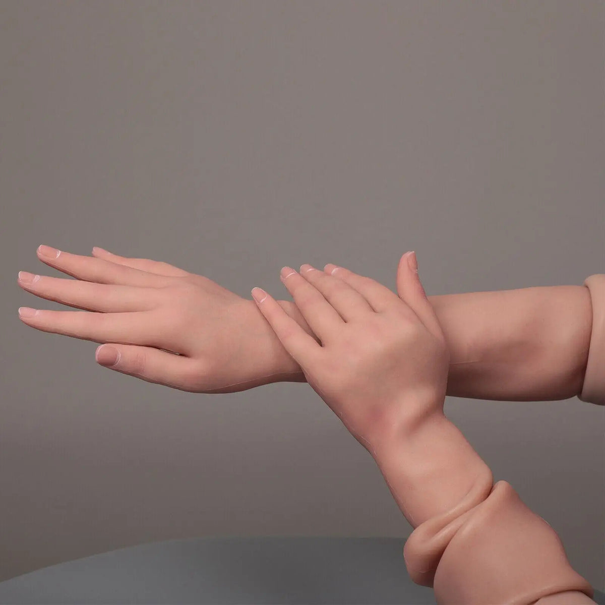 Female Silicone Hand Gloves 65 cm Real Skin Touch Vein Detail Cosplay Cover Scar