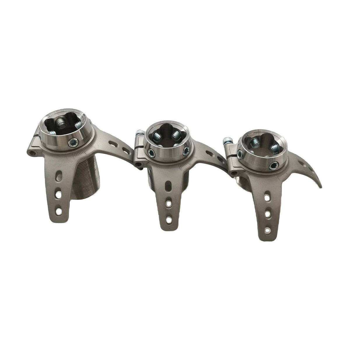 Three rotatable female three-jaw prosthetic adapters